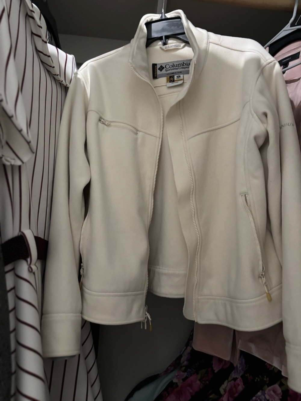 Columbia Titanium Women's Cream Softshell Utility Jacket XL